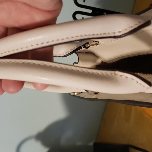 Kate Spade Staci Medium Satchel NWOTs 11" W X 9" H Saffiano Leather Ivory - Picture 4 of 14